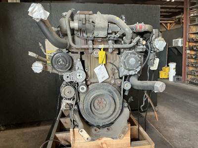 Detroit DD15 Engine for a Freightliner Cascadia 125