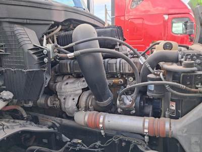 Detroit DD15 Engine for a Freightliner 122SD