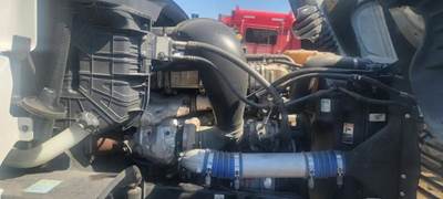 Detroit DD15 Engine for a Freightliner Cascadia 125