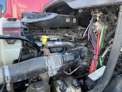 Detroit DD15 Engine for a Freightliner CASCADIA