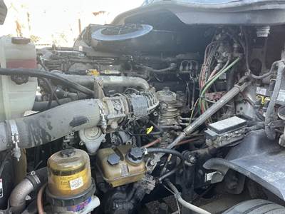 Detroit DD15 Engine for a Freightliner CASCADIA
