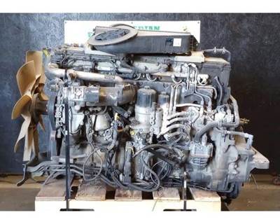 Detroit DD15 Engine for a Freightliner Cascadia 125