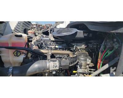 Detroit DD15 Engine for a Freightliner Cascadia 125