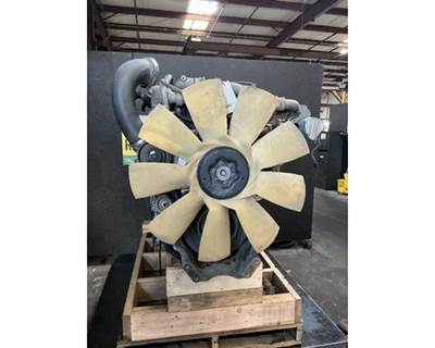 Detroit DD15 Engine for a Freightliner Cascadia 125