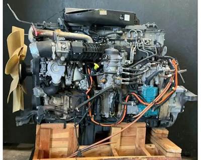 Detroit DD15 Engine for a Freightliner Cascadia 125
