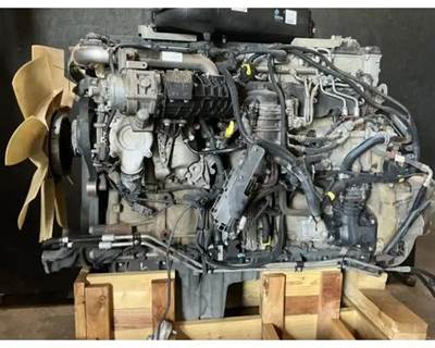 Detroit DD15 Engine for a Freightliner Cascadia 125