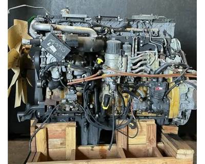Detroit DD15 Engine for a Freightliner Cascadia 125