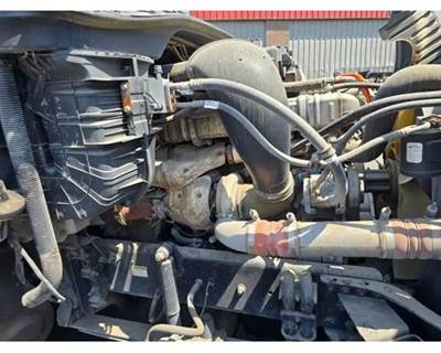 Detroit DD15 Engine for a Freightliner Cascadia 125