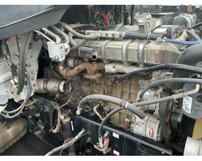 Detroit DD15 Engine for a Freightliner CASCADIA