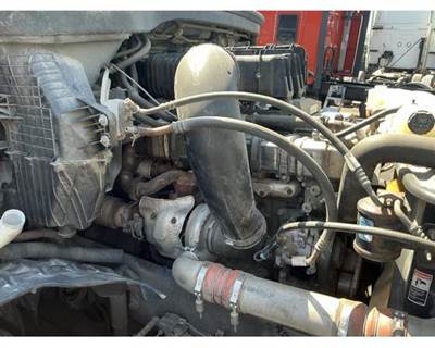 Detroit DD15 Engine for a Freightliner CASCADIA