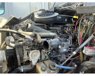 Detroit DD15 Engine for a Freightliner CASCADIA