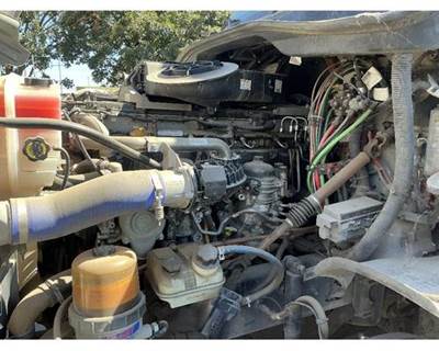 Detroit DD15 Engine for a Freightliner Cascadia 125