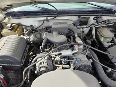 GMC 5.7 VORTEC Engine for a Chevrolet C3500