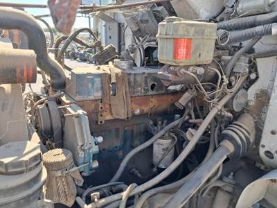 International DT466E Engine for a International 4700