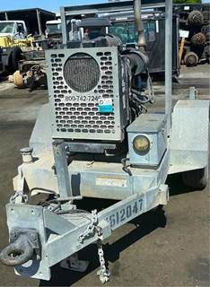 John Deere 4024TF281 Diesel Engine - 49 HP