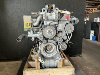 Mercedes-Benz MBE 4000 Engine for a Freightliner Columbia 120