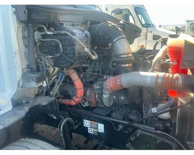 Paccar MX-13 Engine - 455 HP