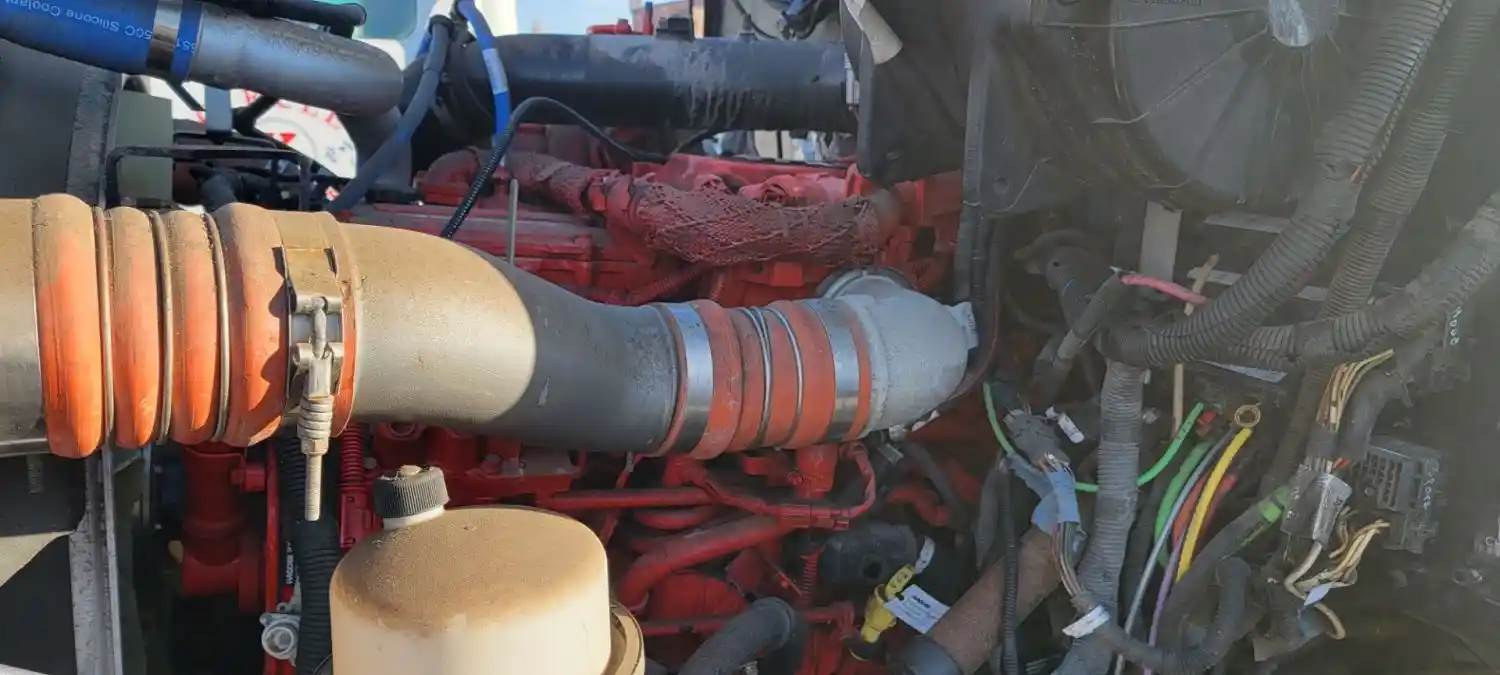 Paccar PX8 Engine for a 2012 Peterbilt 348 For Sale