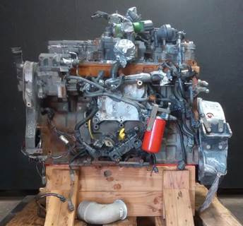 Paccar PX-8 Engine - 330 HP, ARR/CPL 3735