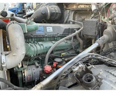 Volvo D13J Engine - 500 HP