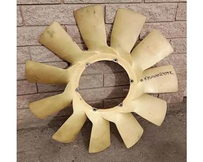 Detroit DD13 Fan Blade for a Freightliner Cascadia 113