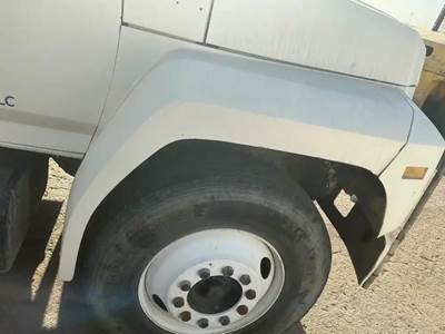 Ford F-700 Right Fender Extension for a Ford F700