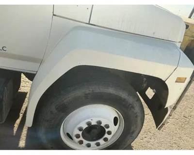 Ford F-700 Right Fender Extension for a Ford F700