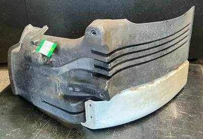 Freightliner Cascadia 113 Left Fender Extension