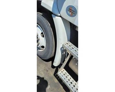 Freightliner Cascadia 113 Left Fender Extension