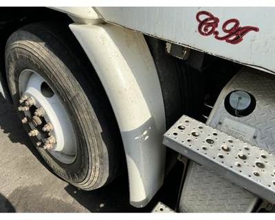Freightliner Cascadia 113 Fender Extension for a Freightliner CASCADIA