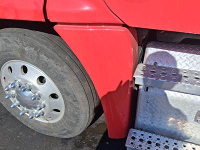 Freightliner Cascadia 125 Fender Extension for a Freightliner CASCADIA