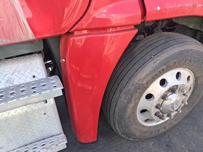 Freightliner Cascadia 125 Fender Extension for a Freightliner CASCADIA