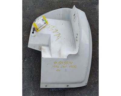 International 4900 Right Fender Extension