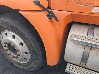 International 9400i Left Fender Extension