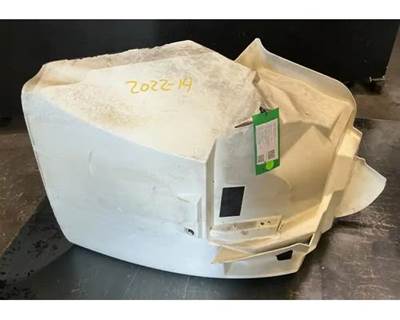 International DuraStar 4300 Right Fender Extension