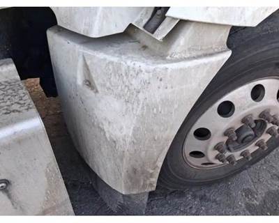 International ProStar Right Fender Extension