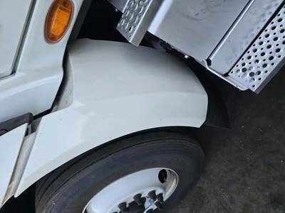 International RH613 Left Fender Extension