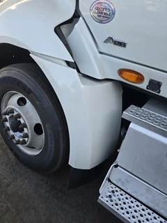 International RH613 Left Fender Extension