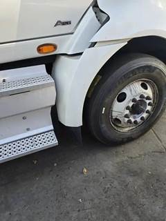 International RH613 Right Fender Extension