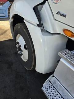 International RH613 Left Fender Extension