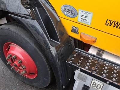 International TranStar 8600 Left Fender Extension