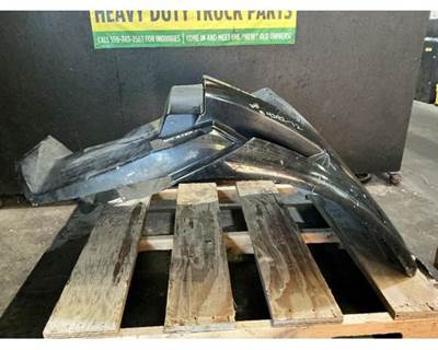 International TranStar 8600 Left Fender Extension