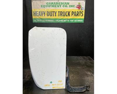 Kenworth T680 Right Fender Extension