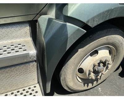 Kenworth T680 Fender Extension