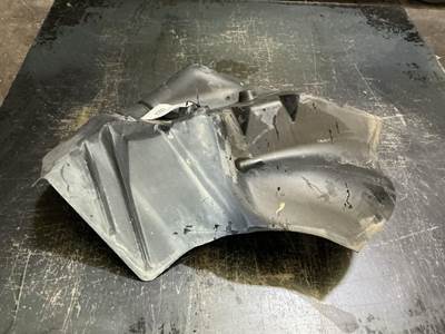 Mack CXU633T Right Fender Extension