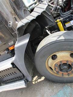 Mack Pinnacle CXU612 Right Fender Extension for a Mack CXU612