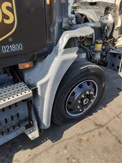 Mack Pinnacle CXU612 Right Fender Extension for a Mack CXU612