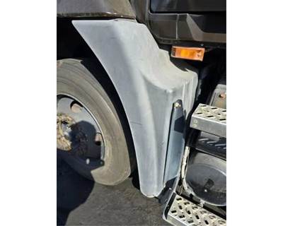 Mack Pinnacle CXU612 Left Fender Extension for a Mack CXU612