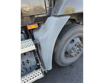 Mack Pinnacle CXU612 Right Fender Extension for a Mack CXU612
