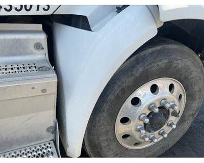 Peterbilt 367 Right Fender Extension